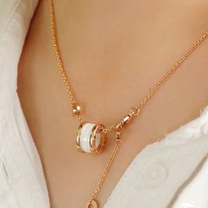 Zero1 Collar de diseñador de la serie de cerámica CNC para mujer Chapado en oro de 18 quilates Joyas de diamantes de diseñador de marca de la más alta calidad con caja 031