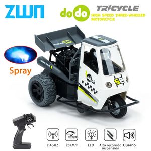 ZWN S915 Voiture RC à trois roues avec lumières Spray 24G Télécommande électrique haute vitesse émulation motos jouets pour enfants 240327