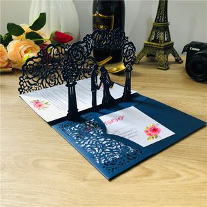 (100 pièces/lot) carte d'invitation de mariage bleu marine mariée et marié 3D Invitations de voeux de poche pliées Tti personnalisées IC144