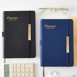 -25 Agenda Notebook A5 Versión en inglés Calendario semanal Planner PU Leather Notebook Revista Oficina de la oficina Suministros 240521