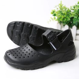 (8816) Infirmières Sandales pour les femmes Bouleuse à semelle douce avec des chaussures de tête perforées plates confortables pas de pied fatigué blanc médical blanc