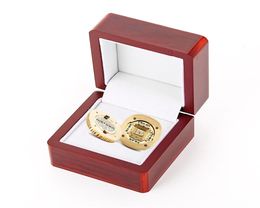 -est Buccaneer Memorial Collection Ring Aangepaste naam Tampa Bay Heren Ring Rugby Speler Memorial Gift 2109244854512
