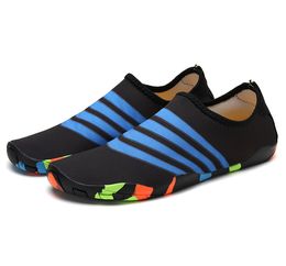 (le lien pour la commande mixte) Sandales Aqua-Shoes Diving-Sneakers En amont Antidérapant Pieds Nus Rivière-Mer Natation En Plein Air HNS24036006