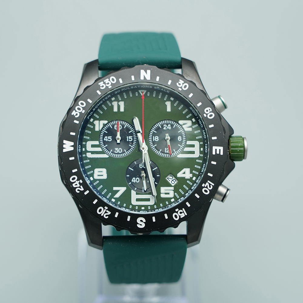남성 시계 일본 쿼츠 지구력 프로 어벤저 크로노 그래프 MM 녹색 고무 시계 하디 유리 손목 시계