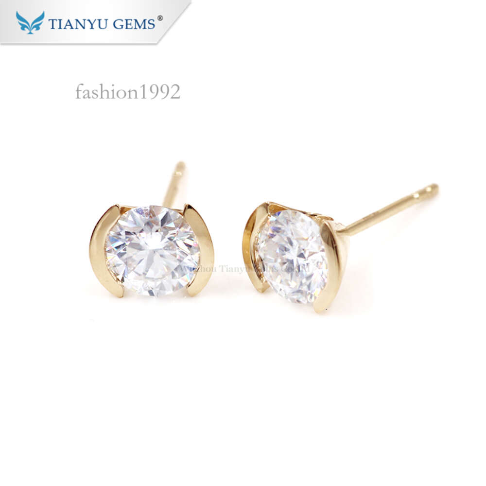 Tianyu Gems Hot Sale 14K Yellow Gold Round Cut Moissanite Exquisitely Lovely Earrings