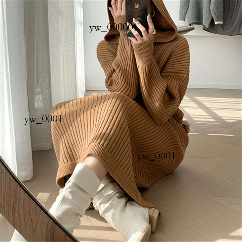 whitedress French Lazy Style 2023 Autumn/Winter Women's Design Sense Solid Color Hooded Loose Fashion Knitted Bottom Dress For Women 8581