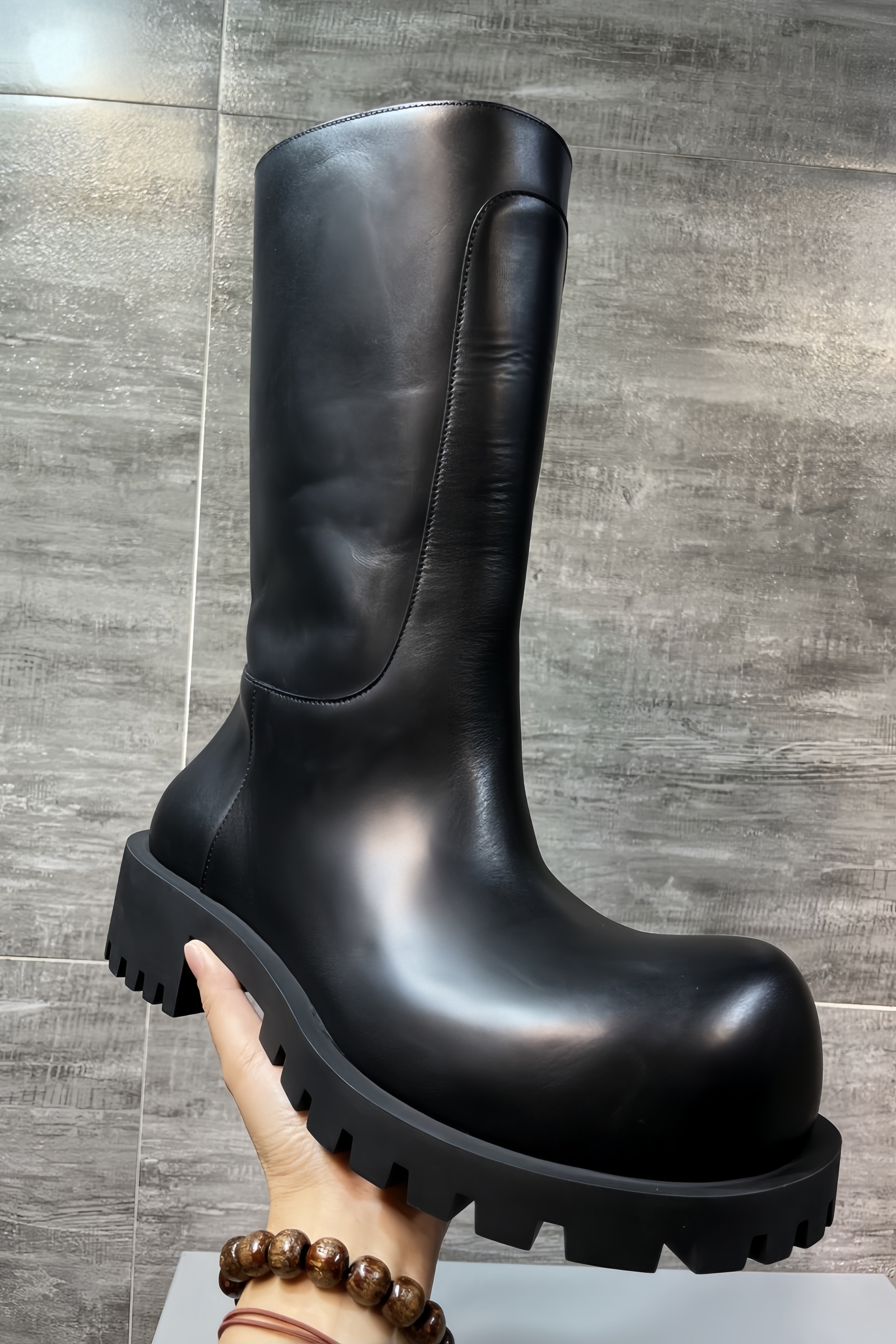 Nova camada superior de couro genuíno couro europeu e americano estilo britânico preto tubo médio alto um passo galochas da moda masculina chelsea botas masculinas botas punk para homem