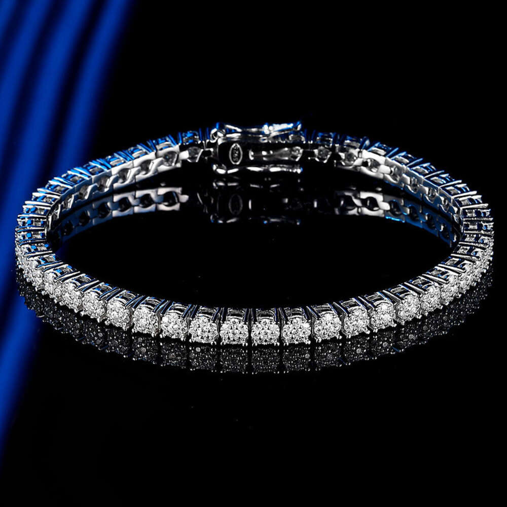 Four Claw Mosang Bracelet with Fine Diamond Sier Small Design, Simple and Elegant Style, Single Row Handwear