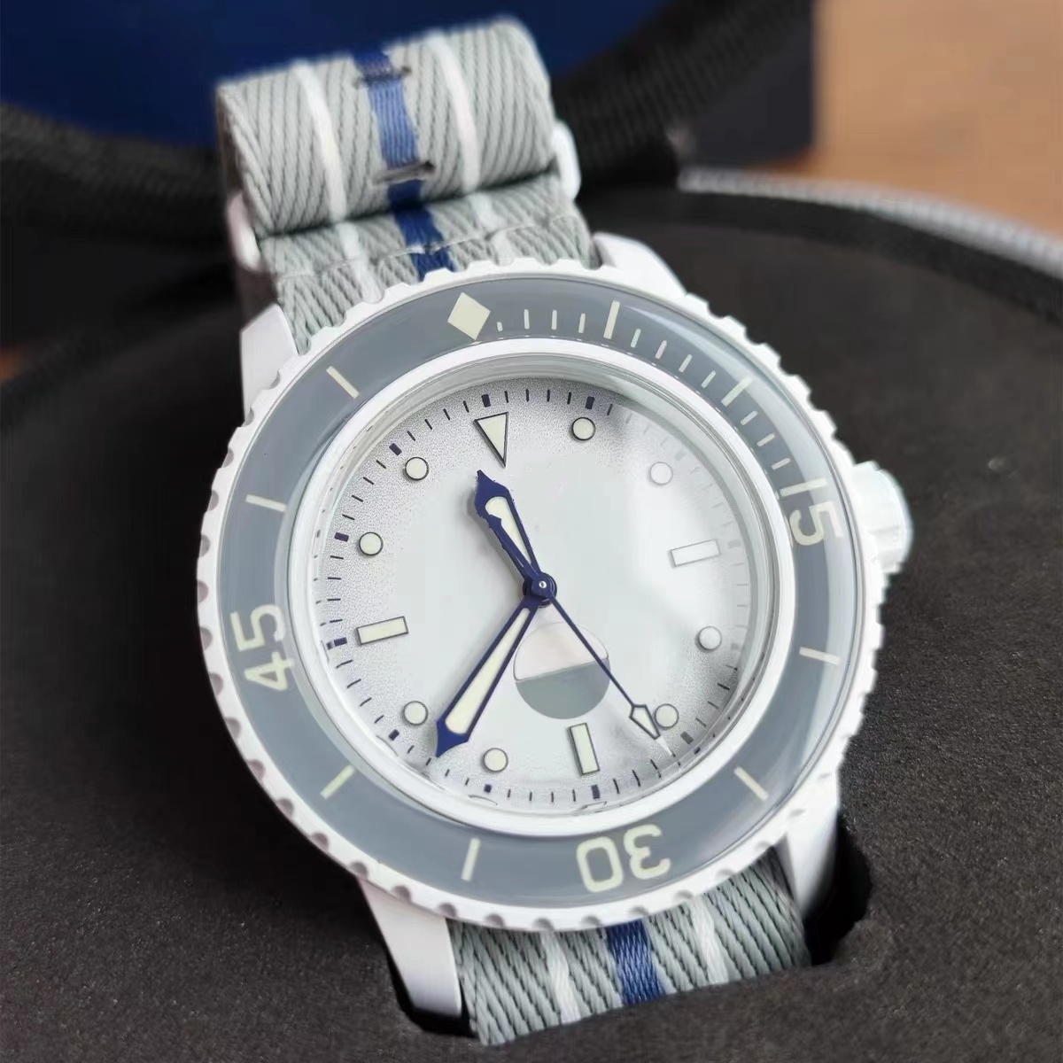Men's Sports Machinery Ocean Watch Bioceramic Five Ocean Watch Full Function Transparent Back Cover Waterproof World Time Reno Masculino