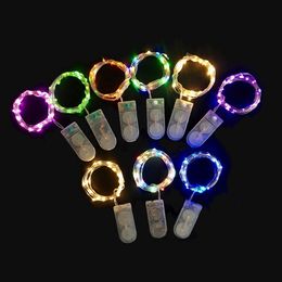 Cordas de LED 20/50/100 Ilumina￧￣o de bateria de f￩rias LED Micro arame de cobre Fairy String Lights Partys White/RGB Crestech
