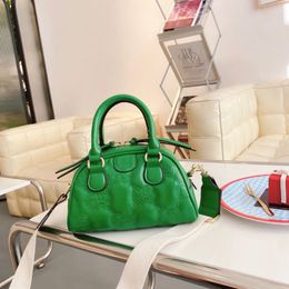 Brand Day Packs grils portable trendy shell bag Europe and America fashion Simple Women's shoulder messenger bag Commuter Bags pinkycolor