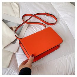 2023 Taillenbeutel Sommer Frauen Messengerbeutel Geldbeutel Handtaschen neue Mode l￤ssig kleine quadratische Taschen einzigartige Designer Schulter