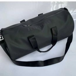 Essentials Fog Fitness Bag Dry Wet Separation Leather Barrel Short Distance Portable Messenger Single Shoulder Travel Bag