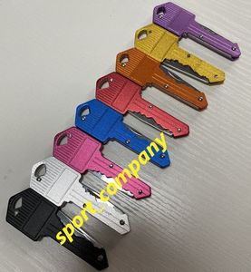 usd0.01 Cuchillo plegable de acero inoxidable Llaveros Mini Navajas de bolsillo Caza para acampar al aire libre Cuchillos de combate táctico Herramienta de supervivencia Herramienta EDC 8 colores en stock completo