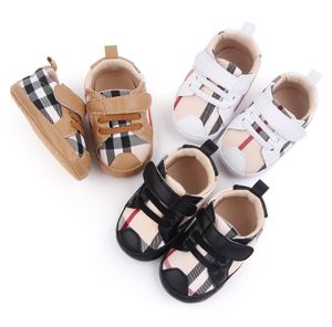 Chaussures à carreaux pour bébé de 0 à 1 an, chaussures confortables à semelles souples, pour tout-petits, printemps et automne