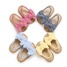 0-18m zomer pasgeboren babymeisjes jongens sandalen schoenen vlinder plat met hiel zachte kurkschoenen 4 kleuren gc1374