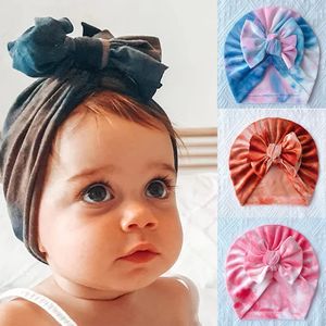 0-3T Velvet Winter Beanie voor pasgeboren hoofdwikkeling Tie-Dye Mix Color Baby Girls Bow Turban Hat Infant Knot Bonnet Bebes Skullies