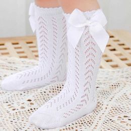 0-3y Spaanse stijl baby meisjes sokken bogen knie hoge kinderen peuters tube lange uitgeholde baby prinses 210615