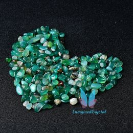 Spécimen de réservoir de poissons de jardin de guérison en cristal de pierre de gravier d'agate verte teintée de 0,44 lb