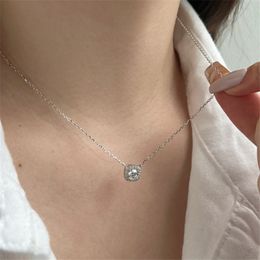 Collier de diamant 0,5 ct concepteur de collier pour femme luxe 925 Colliers de pendentif argent sterling