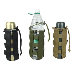 0,5 L-2,5 L MOLLE EAU BOUTEILLE ALIGNABLE CANÉTERNE ALIMENTATIQUE COUNTION MILITAIRE SAG TACTICAL SACT AVEC 2 ACCESSOIRES DE BRODIER DE 2 POINTS