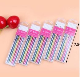 Crayon de recharge coloré de 0,5 mm pour remplacer les cadeaux d'enfants de papeterie d'étudiants mignons