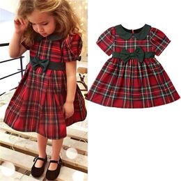 0-5 jaar Kids Baby Meisjes Rode Plaid Jurk Puff Sleeve Doll Kraag A-lijn Jurk Christams Patyu Princess Tutu Jurken Babykleding Q0716