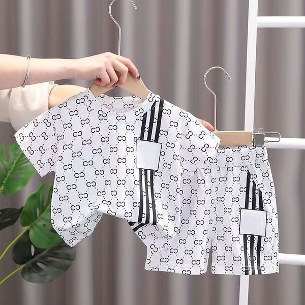 0-6 años Conjuntos de ropa de diseñador para niños Camiseta Pantalones Conjunto Ropa de algodón Bebé Niños niña Marca de moda Niños Pantalones cortos de manga corta