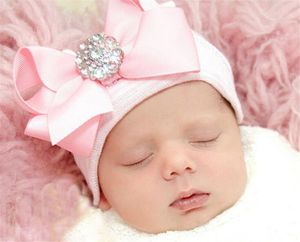 0-6m bébé nouveau-né chapeaux à rayures au crochet avec gros grains d'arcs bébé fille fille brillant strass tricoton coton casquettes automne hiver chapeau chauchon kbh05