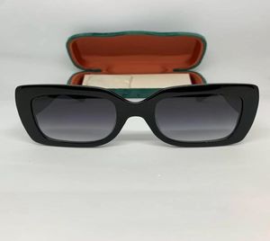 0083S Negro Gafas de sol de lente gris de gran tamaño