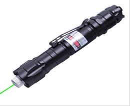 009 532NM Green Laser Pointer Poin Pointer Clip de la lampe de poche scintillante Laser Laser Tactique 80pcslot2274984