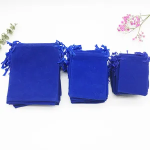 100pcs / lot Velvet Bijoux Gift Sac de mariage Sacs de mariée Navy Blue 5x7cm Brace Socle Socy