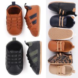 018m geboren baby Baby Boy Girl Shoes Casual Pu Leather First Walkers Niet -slip Toddler 240425