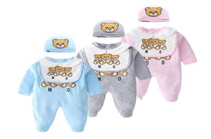 018mths pasgeboren Rompers Bodysuit met Cap Bib Bear Print 3 -delige jumpsuits jongensmeisjes OnePiece Algehele peuter baby kinderen spelen6138525