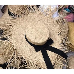 01902-Axi Summer Handmade Raffia Big Wind Bronge Chapeau de vacances Solid Lady Beach Beach Cap Femmes Chapeau de loisirs Prenez une photo Y200602