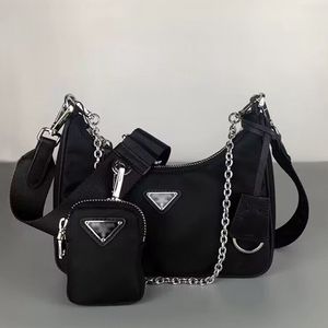 02A 2023 REDICIÓN DE MODA 2005 Mujer Nylon Luxurys Men diseñadores Bolsas Dama para hombres Crossbody Crossbody Hobo HOMBO CORRUADOS BOLSA BOLSA BOLSA BROCHPAK