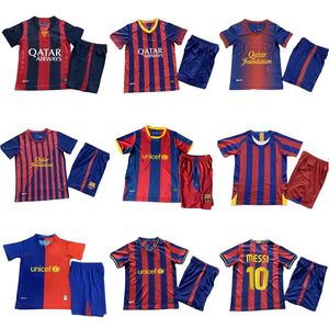 05 06 Camisetas de fútbol retro de Barcelona Kits de fútbol para niños RONALDINHO RIVALDO 11 12 13 14 15 Camiseta de fútbol retro de Iniesta de Barcelona Ibrahimovic Eto'o Kluivert GUARDIOLA