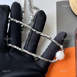 05 Collier EEFS Brand Designer pour les femmes avec des bijoux à la mode de la chaîne de perles