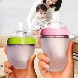 06 mois Bouteille pour bébé en silicone 150 ml 240 ml de bouteille de diamètre de large conception de lait maternel avec poignée 240513