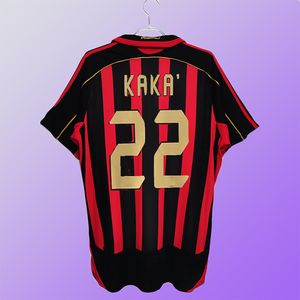 0607AC maillot rétro version finale de la Ligue des Champions n°22 Kaka maillot de football AC Inzaghi à manches courtes