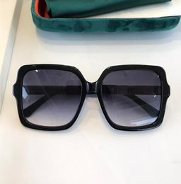 0884 Fashion Nouvelles lunettes de soleil rétro Square Full Full Full Sunglasses Retro Punk Style Taland Quality UV400 Protection est livré avec Th9156905