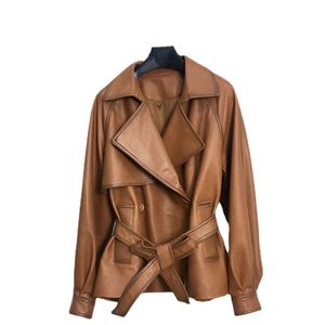 0C410M56 Manteaux pour femmes européennes et américaines vêtements en cuir automne hiver veste en cuir de mouton décoration de ceinture