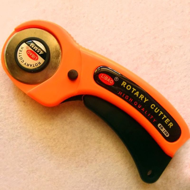 2021 Orange Rotary Cutter 45mm Diameter Patchwork Cutter Tool For Easy
