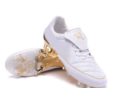 ronaldinho soccer shoes