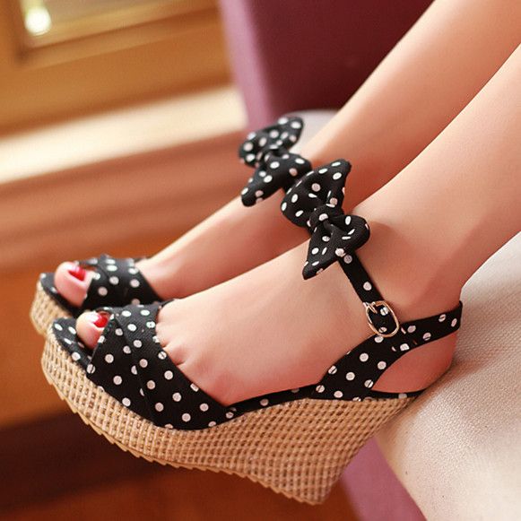 polka dot wedges