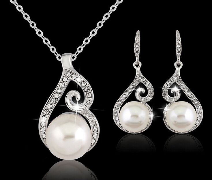 pearl necklaces for sale
