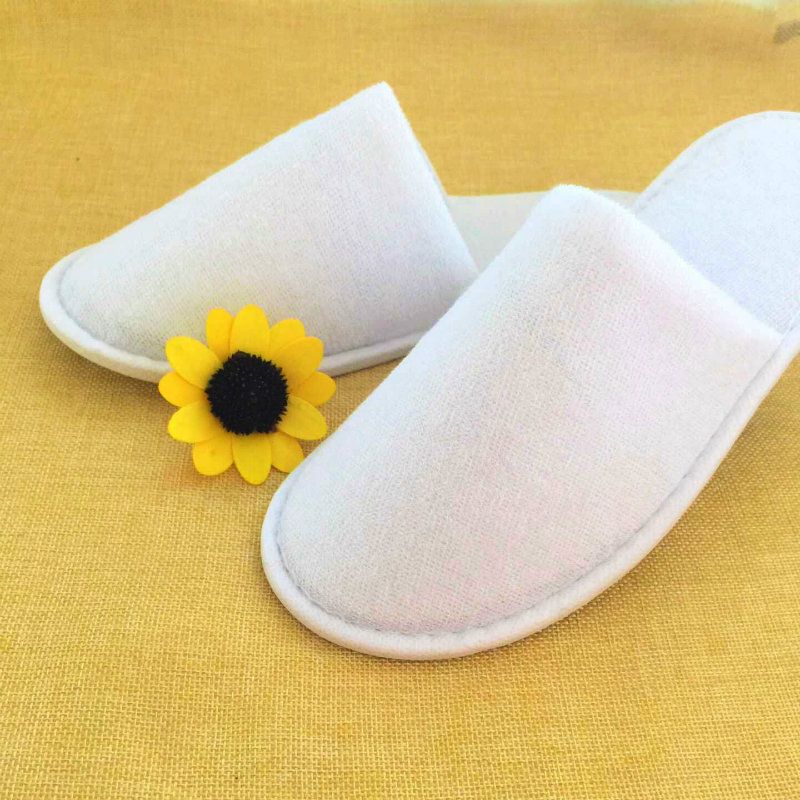 cheap hotel style slippers