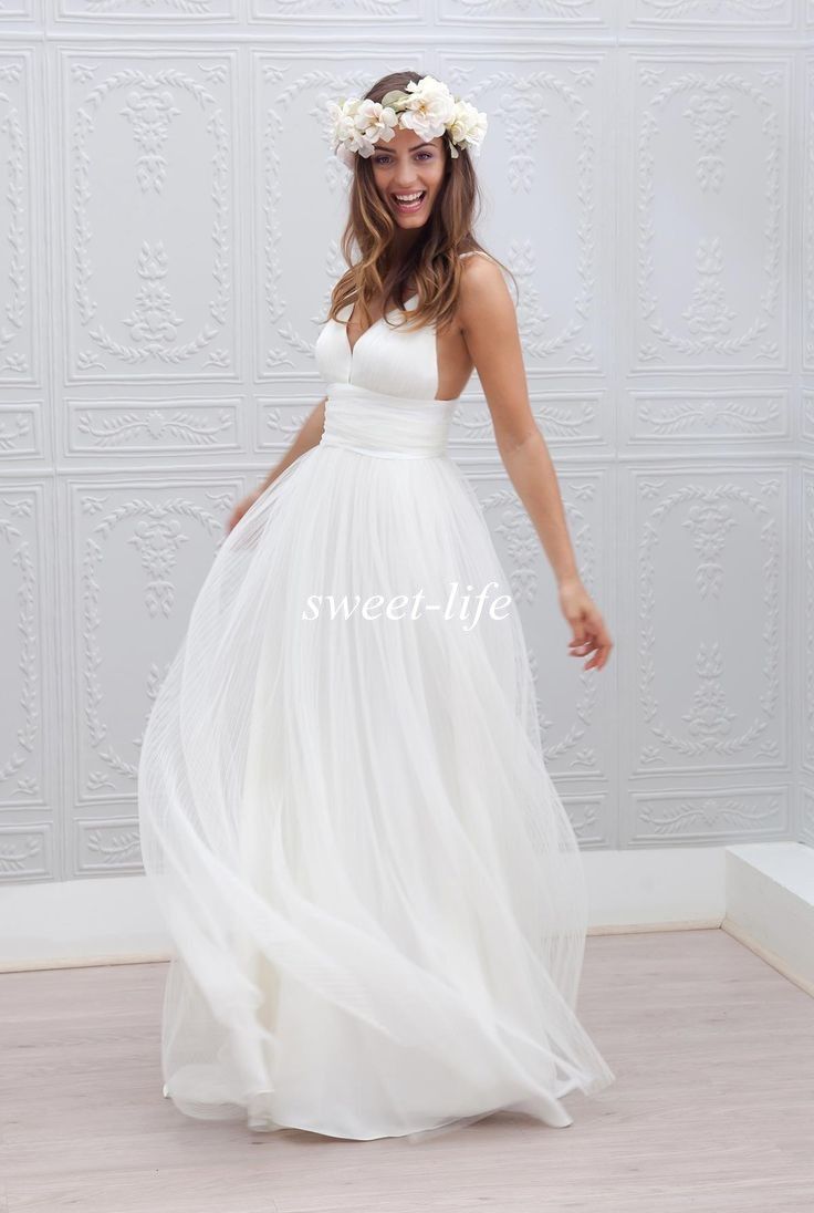 Discount 2019 Boho Summer Beach Wedding Dresses Simple Backless Spaghetti Straps Tulle A Line Floor Length Sleeveless Cheap Sexy Bridal Wedding Gowns