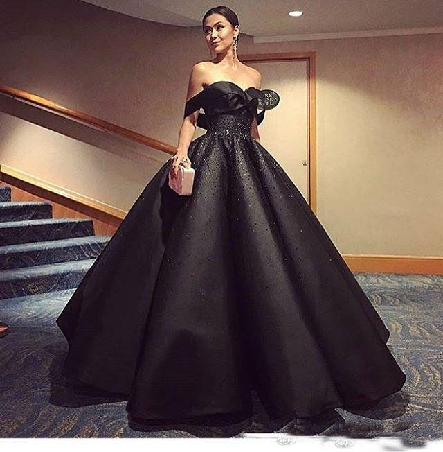 black gorgeous gown