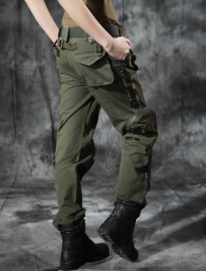 green pants with pockets